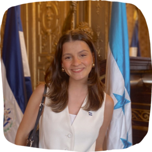 Gisselle Wolozny (Co-chair)